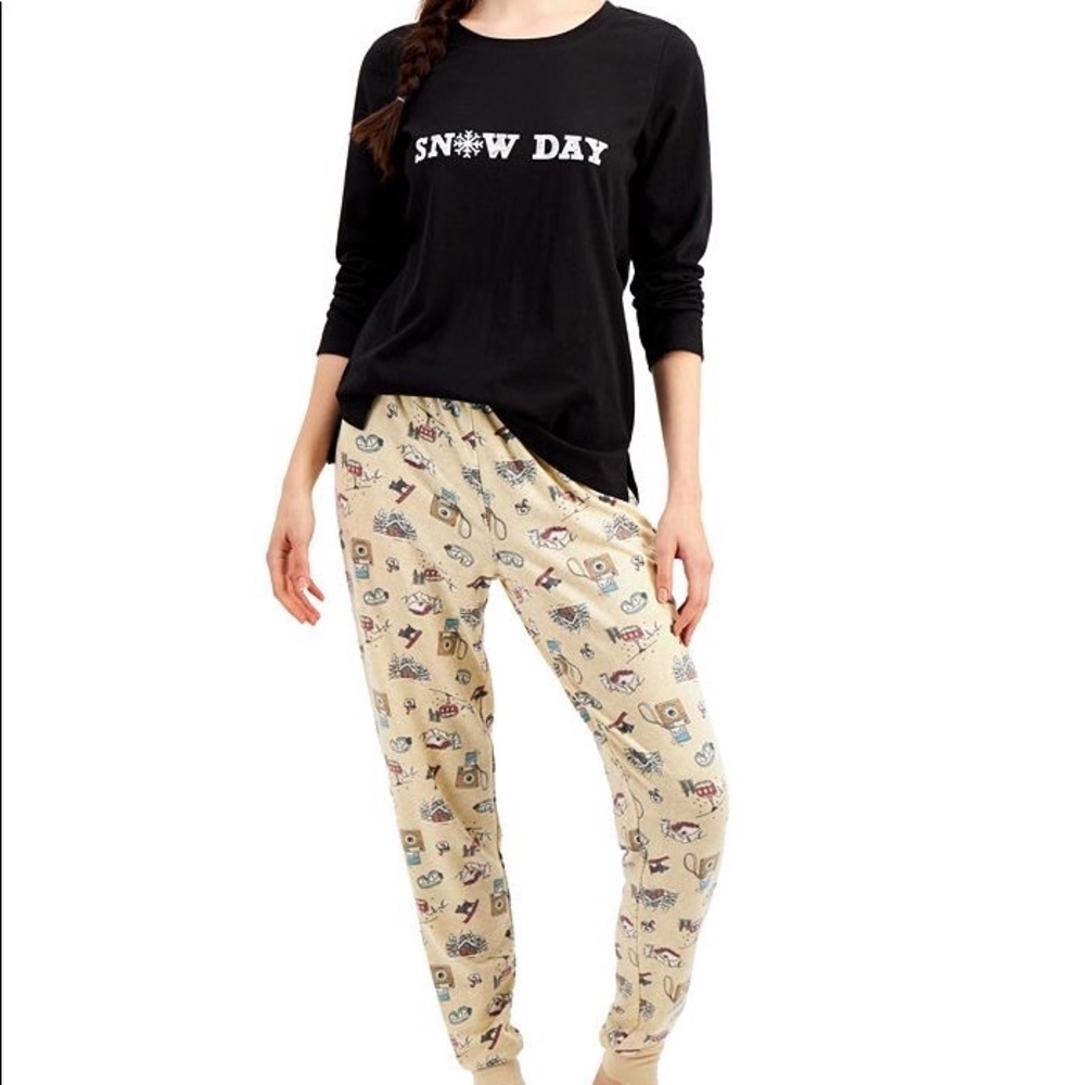 Macy’s Family PJs Snow Day Long Sleeve Tee